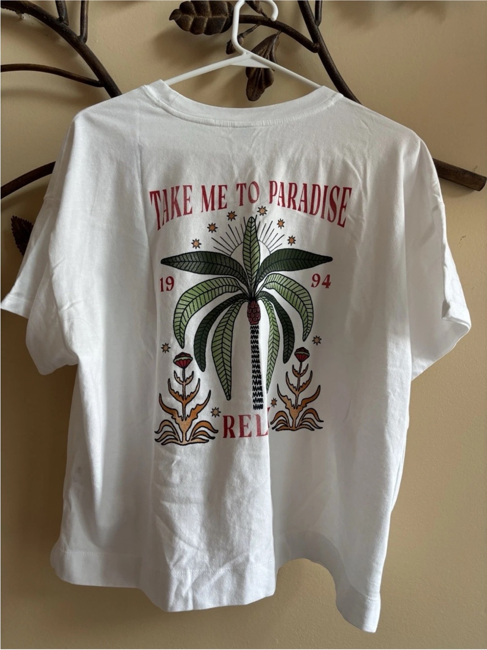 NWT Old Navy Vintage Graphic Tee Shirt, PXL, Take Me To Paradise,White,Sold Out